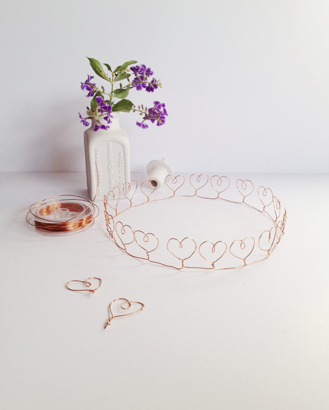DIY wire heart crown