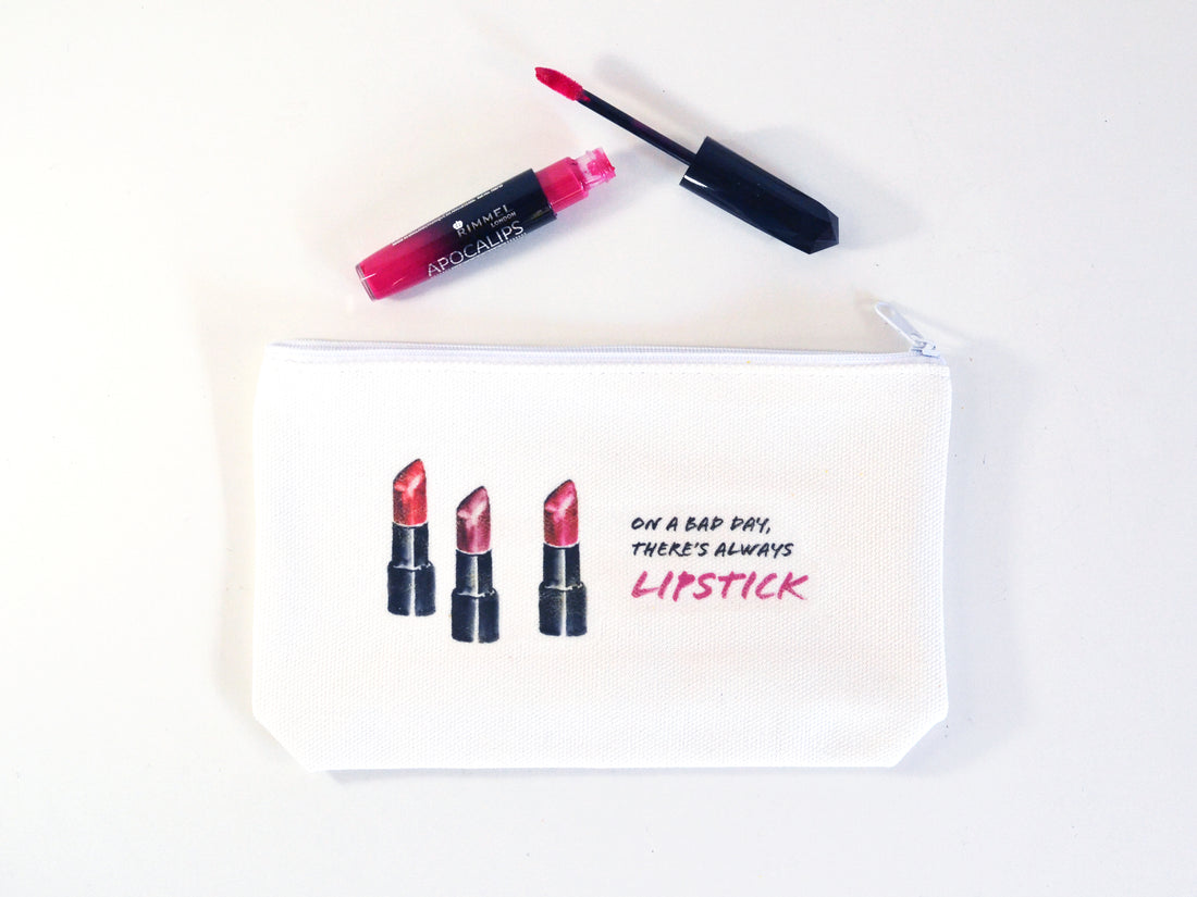 DIY lipstick print make-up bag