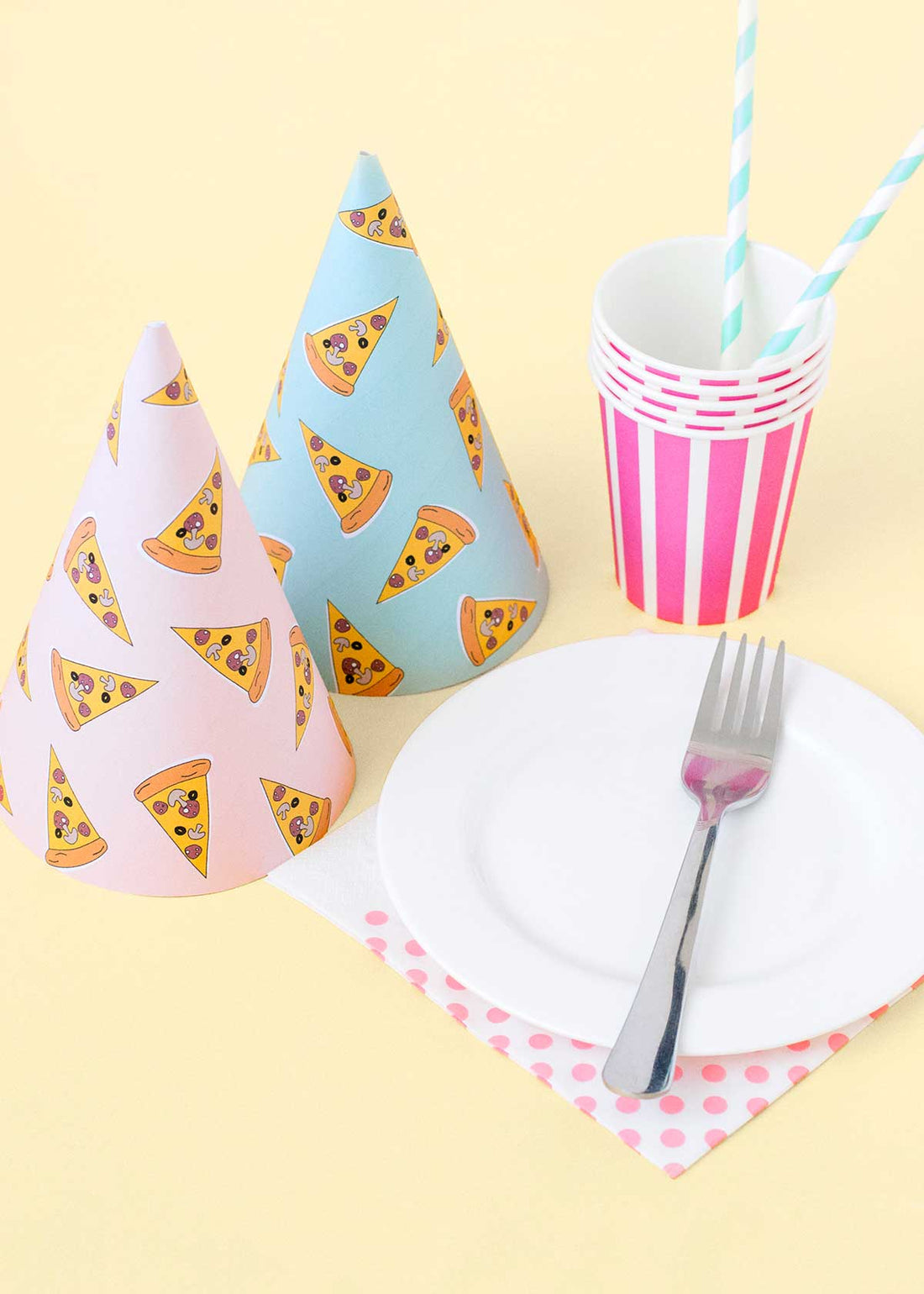 Newsletter freebie - pizza party hats