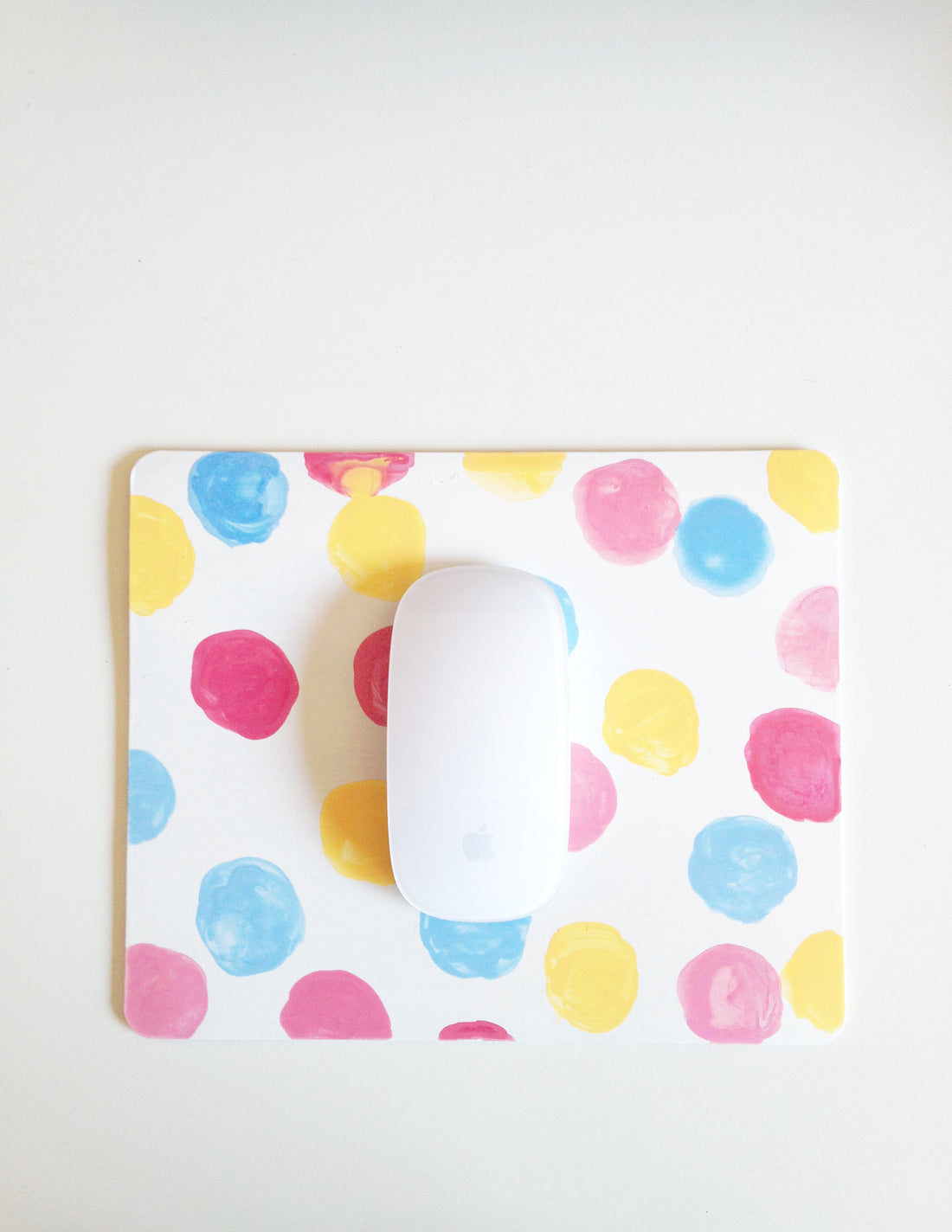 DIY confetti mouse pad