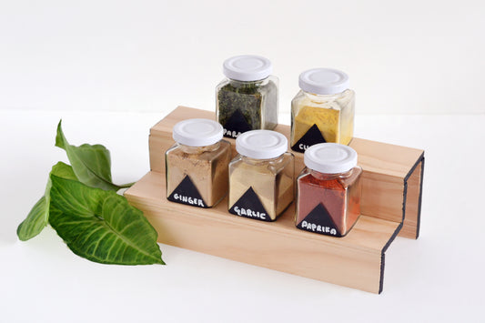 Minimal spice rack for Curbly